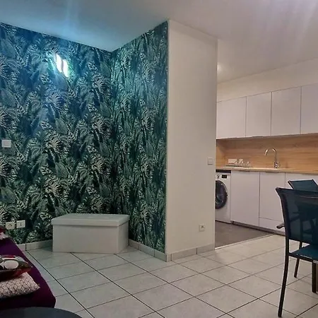 Le Celeste Apartment *
